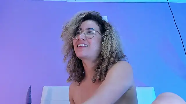 Charlotte11-11 Chat XXX in diretta