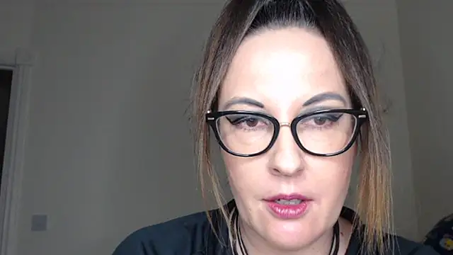 Humiliatrixxxx's Webcam Show