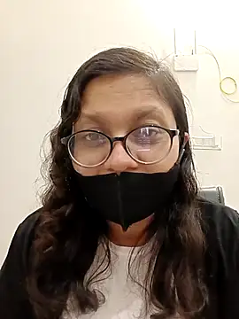 عرض كام piryasharma005