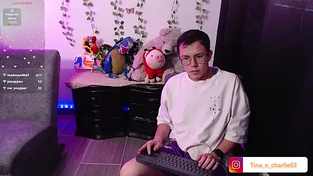 Tina_4_Charlie Webcamshow
