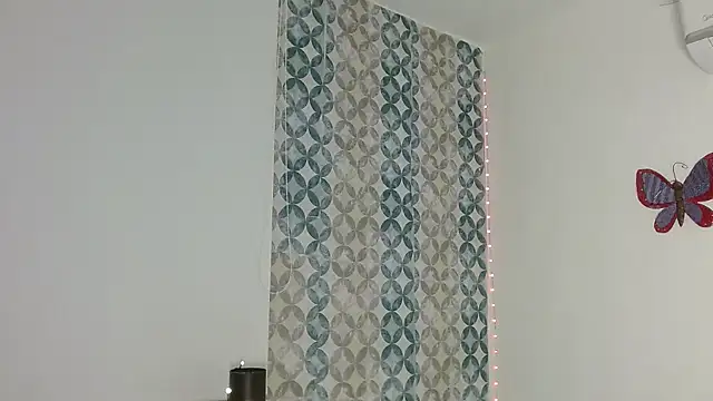 Emilybateee's Live XXX Chat