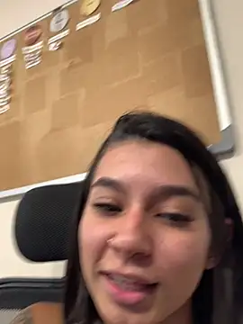 دردشة AlyssaRay الجنسية المباشرة