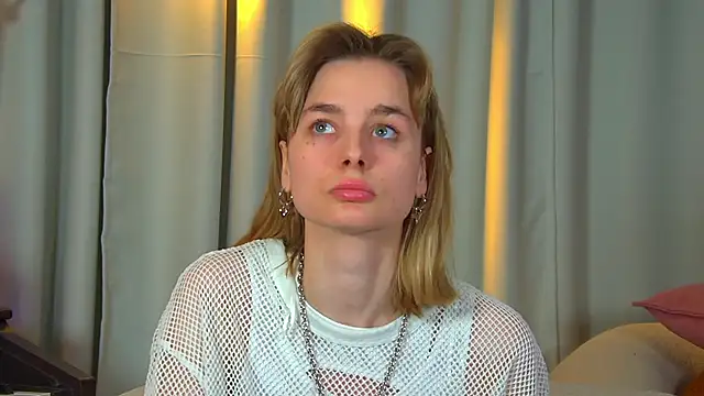 Chatroom XXX en direct de MerlinMeyer