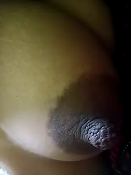 عرض كام Nisha_011