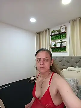 Chatroom XXX en direct de sasi_luna