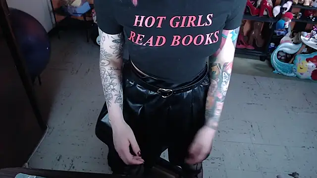 MissMiia2 Chat XXX live