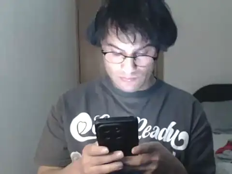 wildpussycat23 Adlı Modelin Canlı XXX Sohbeti