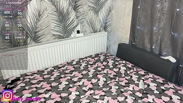 Pokazy przed kamerką – LallyRose69