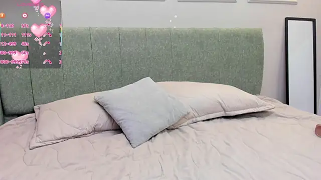 Онлайн чат XXX zara_milf