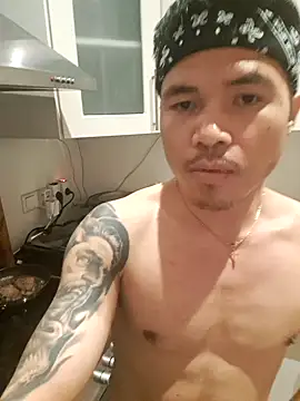 derek0105 – webcam-show