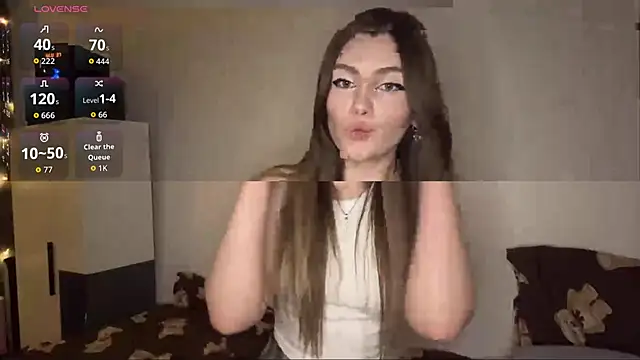 millacrismas' Live XXX Chat