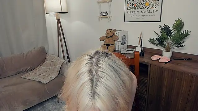 LaureMestler Adlı Modelin Canlı XXX Sohbeti