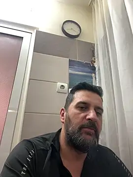 Živý XXX chat TARKAN1