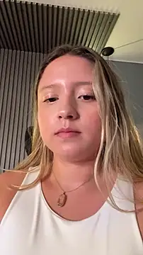 MiaPetit_ Live XXX-Chat