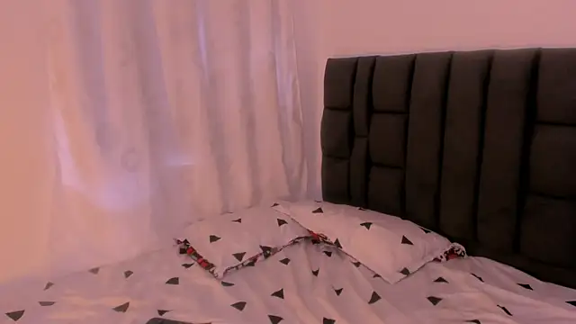 Czat XXX na żywo – Mia_Gothzx