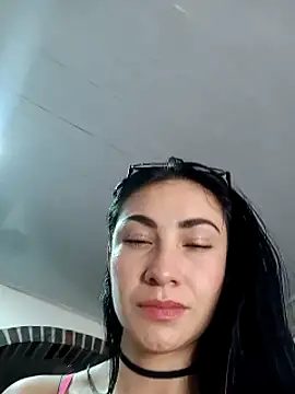 Chat XXX en directo de Ivonny911