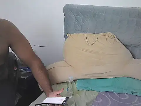 Chat XXX en directo de AlphaLatinoBear