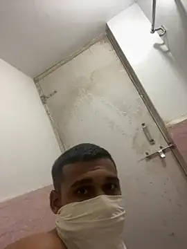 Chat XXX en directo de omkarcoll