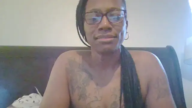 SweetParadise00: διαδικτυακό σόου στην κάμερα