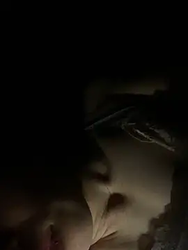 Show modela Keola_kwad na web-kameri