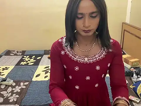 LuvLayla 在線直播表演