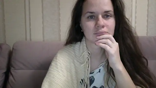 GiaaCaranggi Adlı Modelin Canlı XXX Sohbeti