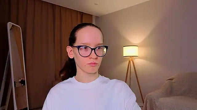 XXX chat uživo modela BettyBrowni