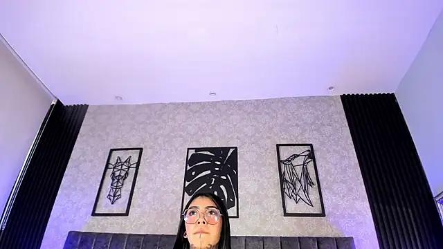 Chat +18 de Ashley_Blum_ ao vivo