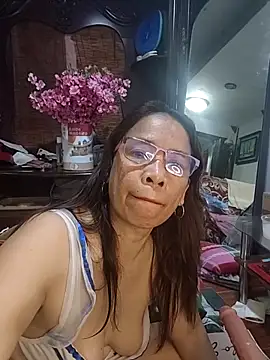 HotsexyNaughtysweetbaby: онлайн-секс-чат