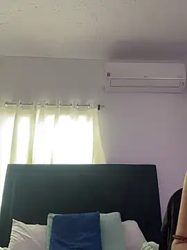 Lily_Woodz's Webcam Show