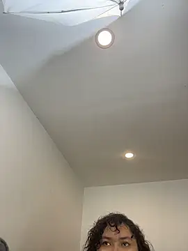 KarlaWild Adlı Modelin Canlı XXX Sohbeti