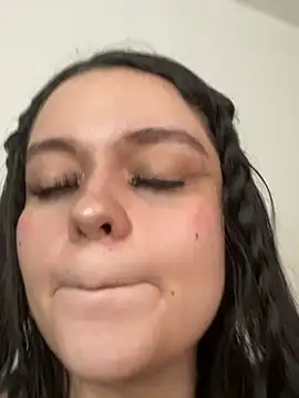 Selena_Roa লাইভ XXX চ্যাট