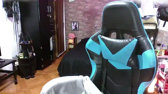 دردشة AngelaQueen_ الجنسية المباشرة