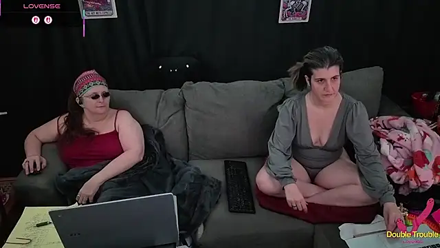 Bella_and_Marie Live XXX-Chat