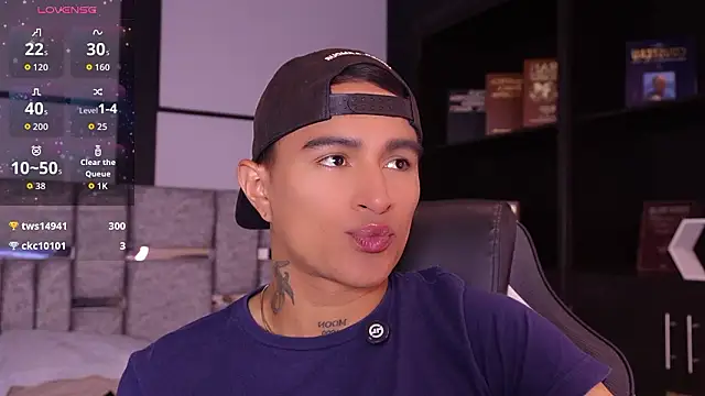 LiamDeep élő XXX-chatje