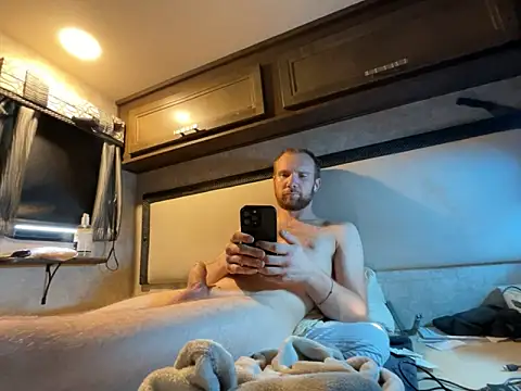 SparkledExtern's Live XXX Chat