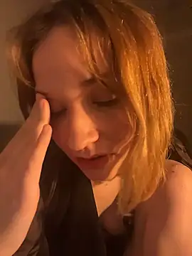 XXX chat uživo modela sensualloveme