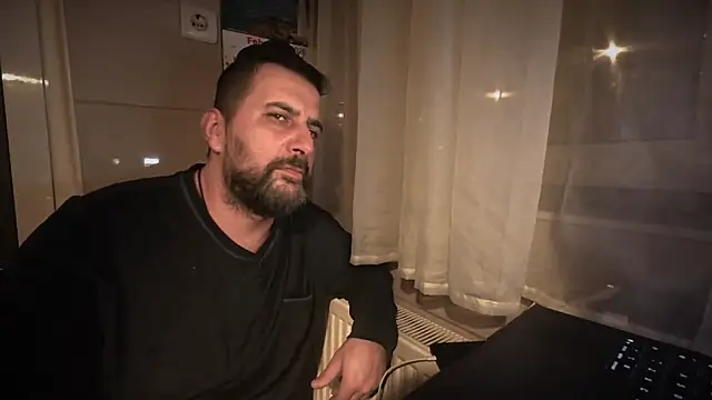 TARKAN1 라이브 XXX 채팅