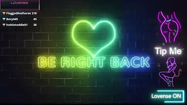 MrAndMrsCrookのライブXXXチャット