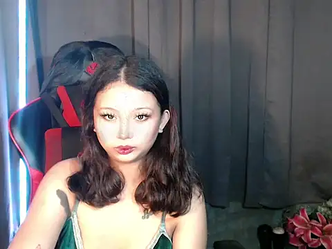 vernaislove Adlı Modelin Canlı XXX Sohbeti