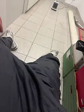 BIGDICK111000 Show in webcam