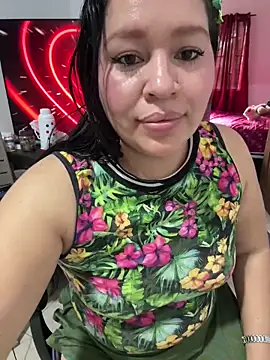 Lovelipsbig 现场XXX聊天