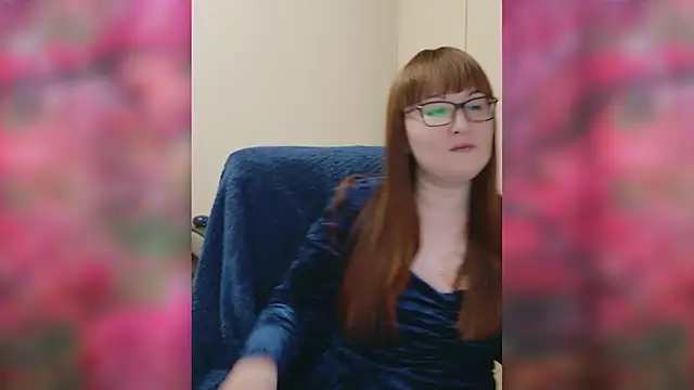 MISTRESS-FOX Webcam show