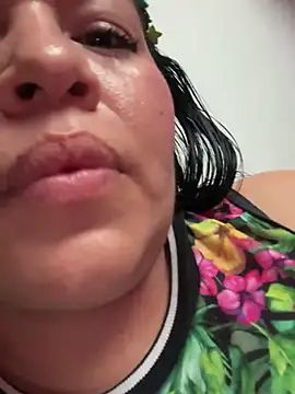 Онлайн чат XXX Lovelipsbig