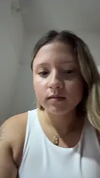 MiaPetit_: онлайн-секс-чат