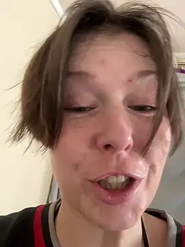 Pokazy przed kamerką – CUMFOREVERY1nTitTiES2