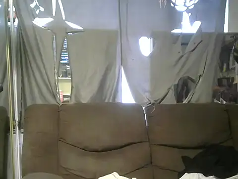 SassyCrystal77 Show in webcam