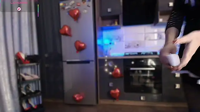 emlana élő XXX-chatje