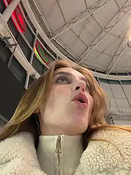 Chat +18 de -AngelAri- ao vivo