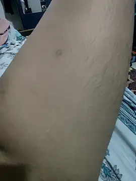 pune_hotguy_111's Live XXX Chat